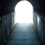 心霊スポット【山梨】旧割石トンネルの中心に謎の地蔵？幽霊との関係は？