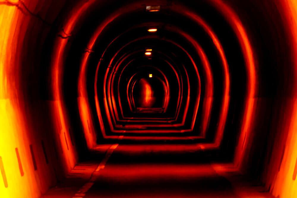 清滝トンネルの内部の写真